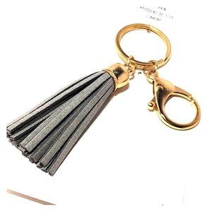 B1 G2 Free! Tassel Keychain